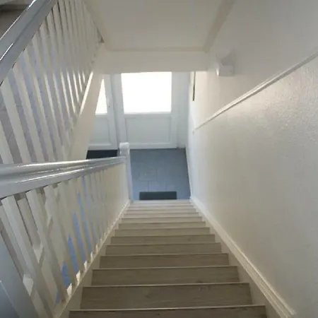 Boddenhus 12 * Gager